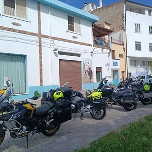 Pensión Murales, Orgosolo